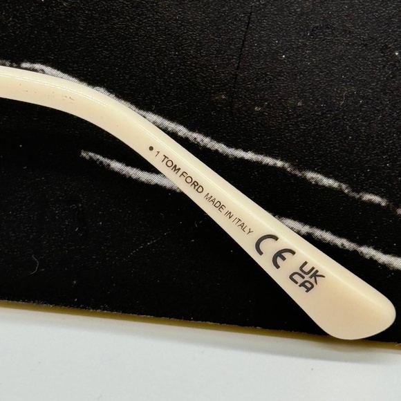 NEW TOM FORD TF1006 32Y WOMEN SUNGLASSES TOM FORD RAPHAELA FT1006/S - Picture 9 of 10